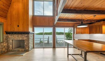 230 Big Barndoor Is, Alton, NH 03810