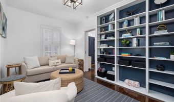 28 John St, Newport, RI 02840