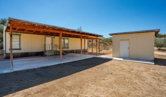 19725 E SQUAW VALLEY Dr, Black Canyon City, AZ 85324