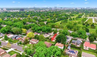 1132 S Fernandez Ave, Arlington Heights, IL 60005