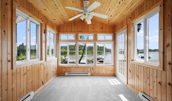 843 Nautilus Trl, Aurora, OH 44202