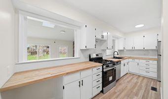 418 S Scott St, Adrian, MI 49221