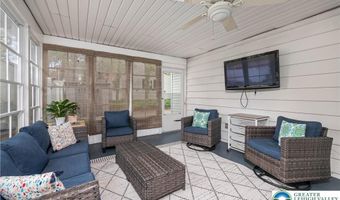 814 S Hays St, Allentown, PA 18103
