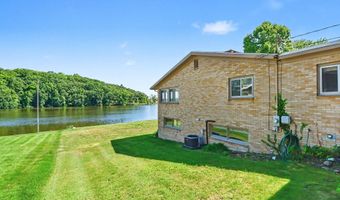 7261 Driftwood Dr SE, Ada, MI 49301