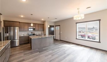 1368 Cypress Ct, Altoona, WI 54720