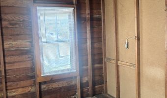 7 Hazen St, Chester, CT 06412