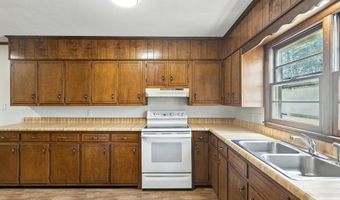 556 County Road 249, Athens, TN 37303