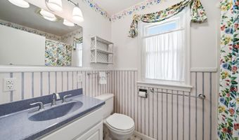 425 W Oregon Rd St, Adrian, MI 49221