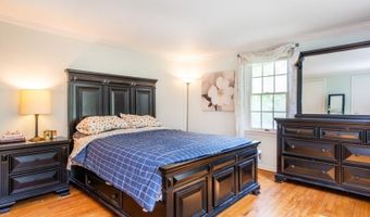 10 Cedar Wax Wing Rd, Allamuchy Twp., NJ 07840