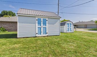 1520 E 42nd St, Anderson, IN 46013