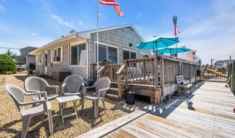 281 Sandlewood Dr, Bayville, NJ 08721