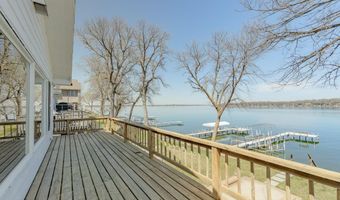164 Park Pl, Arnolds Park, IA 51331