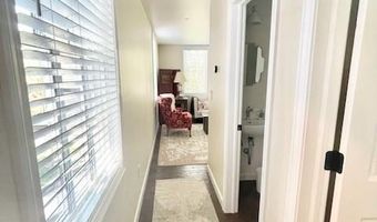 24 Anthony St, Newport, RI 02840