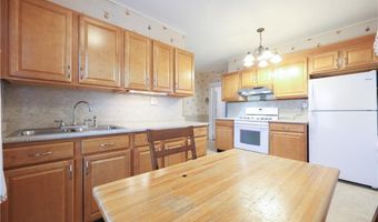 162 Rand St, Central Falls, RI 02863