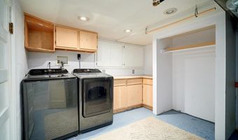 217 E 2ND Ave, Cheyenne, WY 82001