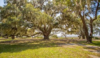 211 Harborview Dr, Beaufort, SC 29907