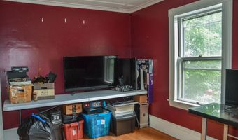 40 Chapel St, Augusta, ME 04330