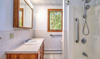 1 Pat Dr, Lincoln, RI 02865