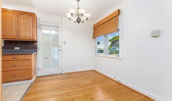 99-1178 Halawa Hts Rd, Aiea, HI 96701