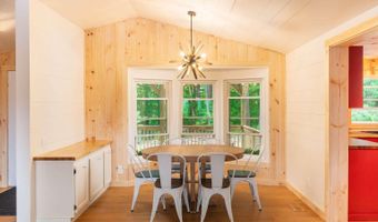 60 Brookside Ave, Albany, NH 03818