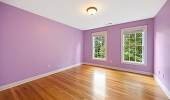 2 Ellsworth Pl, Avon, CT 06001