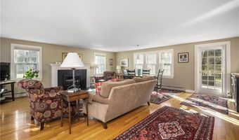 94 Abbott Run Valley Rd, Cumberland, RI 02864