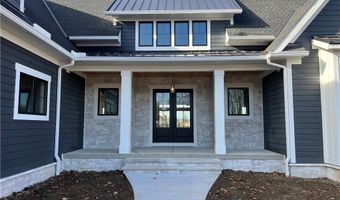 855 Club Dr W, Aurora, OH 44202