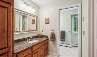 33 Cold Spring Rd, Avon, CT 06001