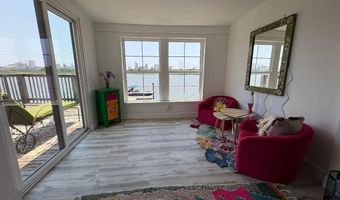 1658 W Riverside Dr, Atlantic City, NJ 08401