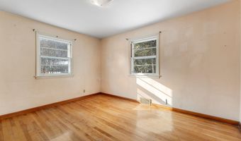 7 Grant Ave, Barre, VT 05641