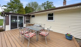 139 Contour Dr, Cheshire, CT 06410