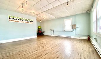 8 COMMONWEALTH Ave 6, Claymont, DE 19703