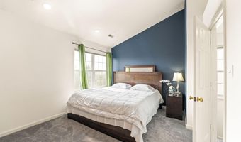 21071 MOSSY GLEN Ter, Ashburn, VA 20147