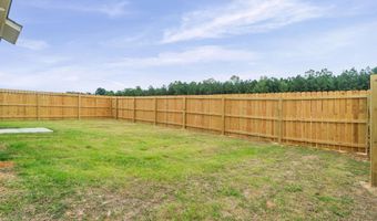8089 Chesapeake Trl, Bauxite, AR 72011