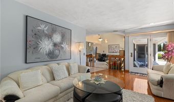 27 Alpine Estates Dr, Cranston, RI 02921