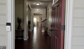 25501 EMERSON OAKS Dr, Aldie, VA 20105