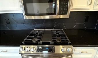 811 Fairlawn St, Allen, TX 75002