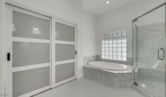 2265 Lauren Dr, Las Vegas, NV 89134