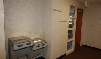 5 Lions Dr, North Liberty, IA 52317