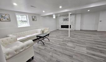 50 Winding Rd, Bedford, NH 03110