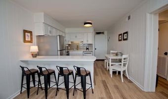 301 E Commerce Way Rd 214 Sea Spray, Atlantic Beach, NC 28512
