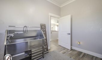 8877 Week Creek Rd, Casper, WY 82609