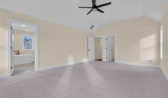 2 Potters Ct, Bayville, NJ 08721