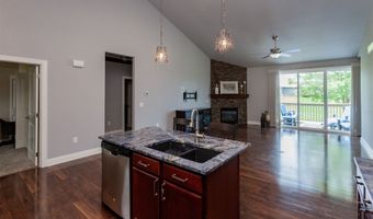 938 15th St SE, Altoona, IA 50009