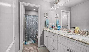 4002 SW Flatrock Cv, Bentonville, AR 72713