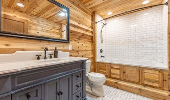 9734 Alango Rd, Angora, MN 55703