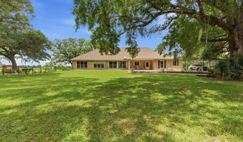 776 Sand Pit Rd, Arnaudville, LA 70512