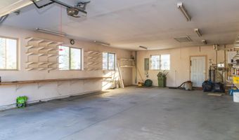 8104 Prairie Dog Dr, Bonanza, OR 97623