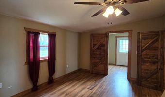 902 N Jefferson St, Ava, MO 65608