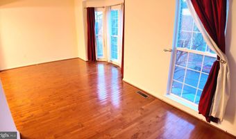 44290 PAWNEE Ter, Ashburn, VA 20147